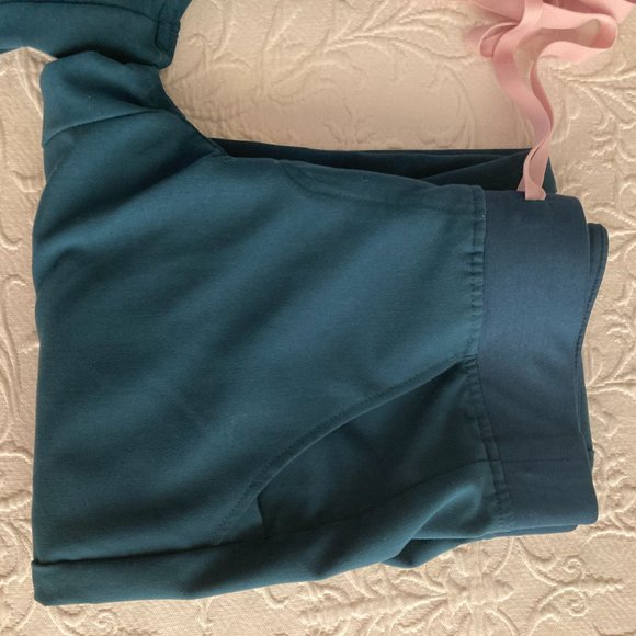 New FIGS Teal Green Scrub Pants or Joggers , XS / P - Picture 3 of 10